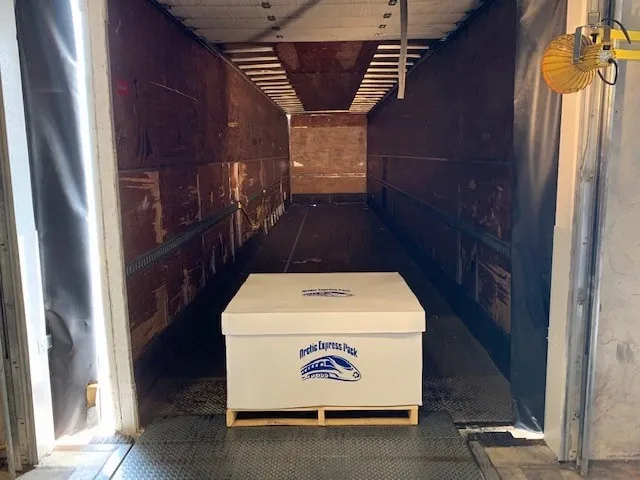 A trailer showing the space saved using Arctic Express Gel Packs